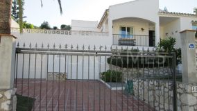 Villa for sale in Cerros del Aguila, Mijas Costa