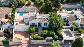 Villa for sale in Cerros del Aguila, Mijas Costa