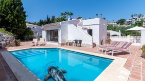 Villa for sale in Cerros del Aguila, Mijas Costa