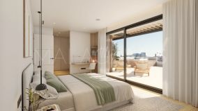 Villa en venta en El Paraiso, Estepona Este