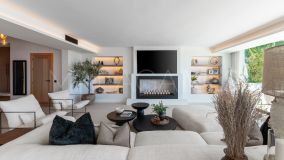 Villa en venta en Nueva Andalucia, Marbella