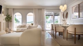 Tvåvånings takvåning for sale in Las Alamandas, Nueva Andalucia