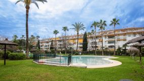 Ático en venta en La Dama de Noche, Nueva Andalucia