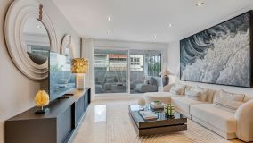 Appartement for sale in Las Cañas Beach, Marbella Golden Mile