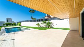 Villa zu verkaufen in La Capellania, Benalmadena