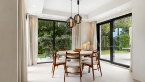 Villa en venta en La Alqueria, Benahavis