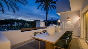 Lägenhet for sale in Los Monteros, Marbella Öst