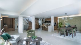 Villa for sale in Nueva Andalucia, Marbella