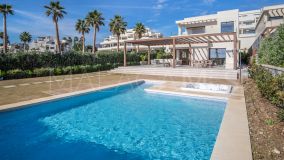 Villa for sale in New Golden Mile, Estepona Öst