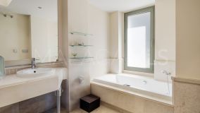 Zweistöckiges Penthouse zu verkaufen in Los Flamingos, Benahavis