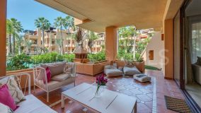 Lägenhet for sale in Bahia Alcantara, San Pedro de Alcantara