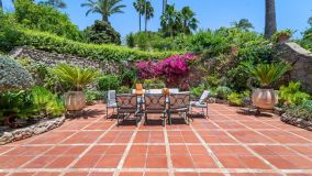 Villa en venta en Benalmadena