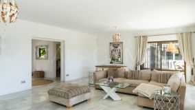 Villa for sale in Mijas