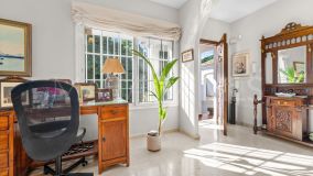 Villa for sale in Mijas