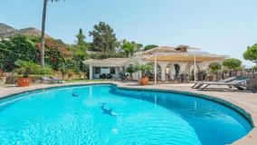 Villa en venta en Benalmadena