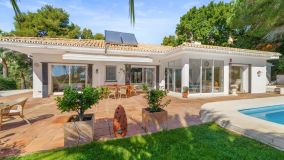 Villa for sale in Calahonda, Mijas Costa