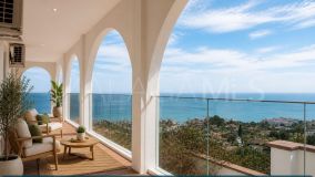 Villa for sale in Benalmadena
