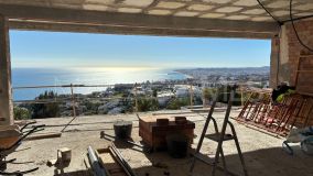 Villa en venta en Benalmadena