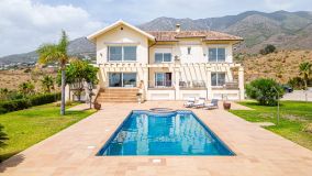 Villa for sale in Mijas