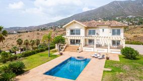 Villa for sale in Mijas