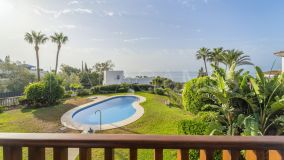 Villa en venta en Benalmadena