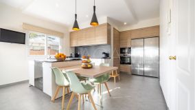 Villa for sale in El Candado, Malaga - Este