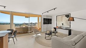 Duplex for sale in Señorio de Aloha, Nueva Andalucia