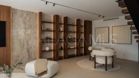 Villa Jumelée for sale in Peñablanca, Nueva Andalucia