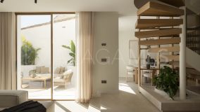 Adosado en venta en Nueva Andalucia, Marbella