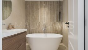 Apartamento en venta en Los Almendros, Benahavis