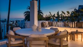 Zweistöckiges Penthouse zu verkaufen in La Quinta Village, Nueva Andalucia