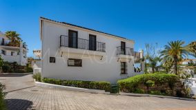 Villa en venta en Selwo, Estepona Este