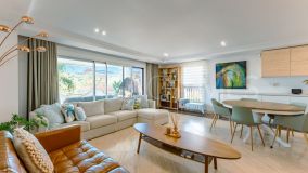 Villa for sale in Selwo, Estepona Est