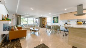 Villa for sale in Selwo, Estepona Est