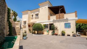 Villa zu verkaufen in El Padron, Estepona Ost