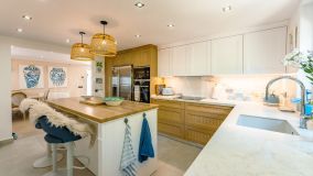 Villa en venta en El Padron, Estepona Este