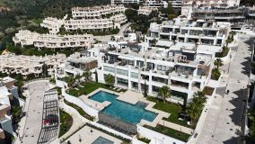 Duplex for sale in Artola, Marbella East