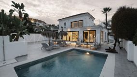 Villa zu verkaufen in Nueva Andalucia, Marbella