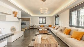 Villa zu verkaufen in Nueva Andalucia, Marbella