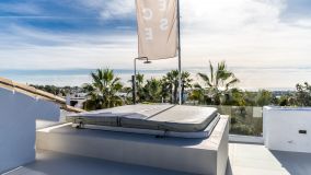 Duplex Penthouse for sale in El Paraiso, Estepona East