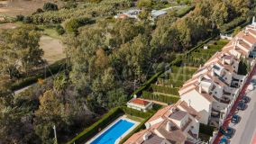 Reihenhaus zu verkaufen in Los Naranjos, Nueva Andalucia