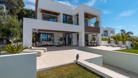 Villa for sale in La Fuente, Marbella City