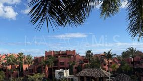 Zweistöckiges Penthouse zu verkaufen in Las Nayades, Estepona Ost