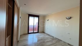 Zweistöckiges Penthouse zu verkaufen in Las Nayades, Estepona Ost