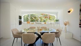 Town House for sale in Aloha, Nueva Andalucia
