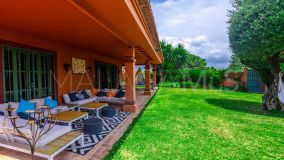 Villa for sale in Nueva Andalucia, Marbella