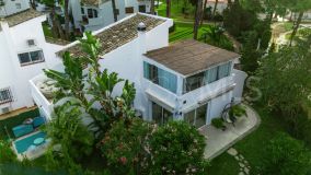 Chalet for sale in Paraiso Barronal, Estepona Öst
