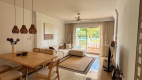 Apartamento Planta Baja en venta en Rio Real Golf, Marbella Este