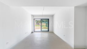 Ground Floor Apartment for sale in La Resina Golf, Estepona East