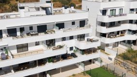 Ground Floor Apartment for sale in La Resina Golf, Estepona East